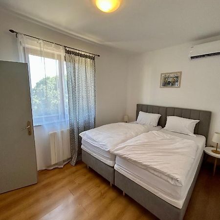 Apartman Mara2 Kanfanar Luaran gambar